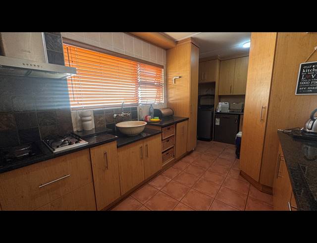 4 BEDROOM HOUSE FOR SALE IN MALMESBURY RURAL